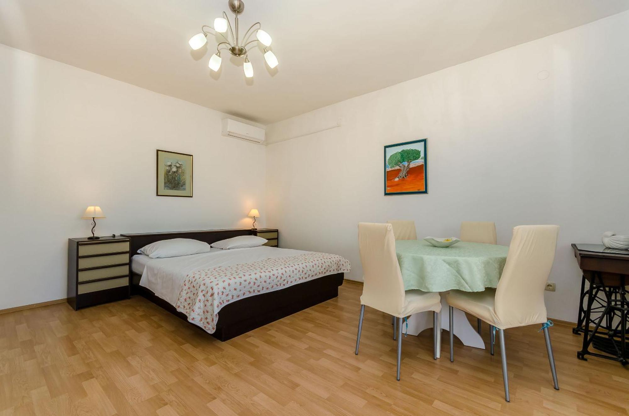 Apartments Jakov Єлса Екстер'єр фото